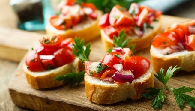 Menu pizza per 2 persone con antipasto rustico